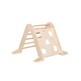 CLIMBING TRIANGLE